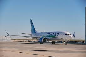 United airplane for Airline Route Analysis